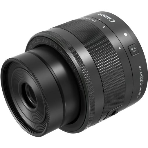 EF-M 28mm f/3.5 Macro IS STM