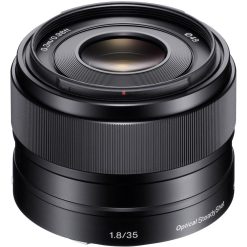 Sony E 35mm F1.8 OSS