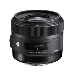 Sigma 30mm F1.4 DC HSM