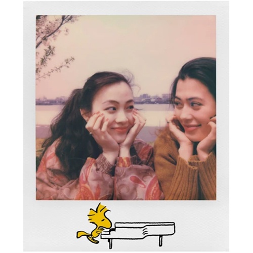 Polaroid Color film I-Type - Peanuts Edition