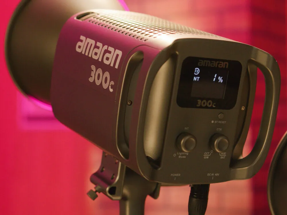 Aputure Amaran 300c