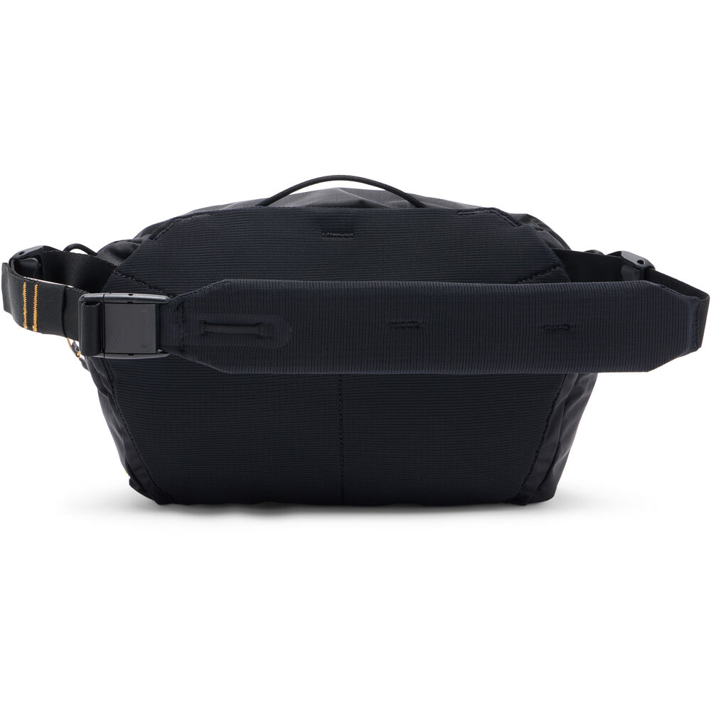 Peak Design Outdoor Sling 7L Black-03 Peak Design Outdoor Sling 7L Black